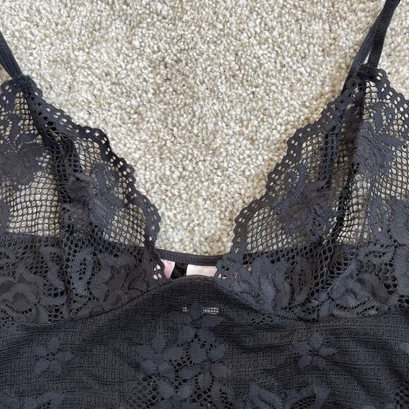Victoria’s Secret Black Lace Crop Top Bralette Small Grunge Goth Y2K Wimsigoth - Picture 4 of 10